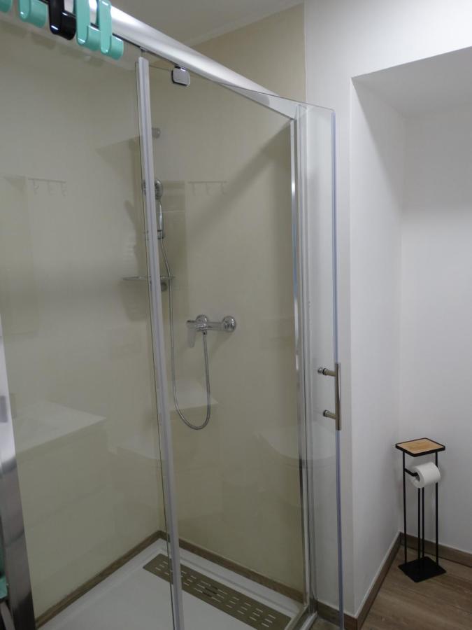 Apartma Vista Cezarji Exterior photo