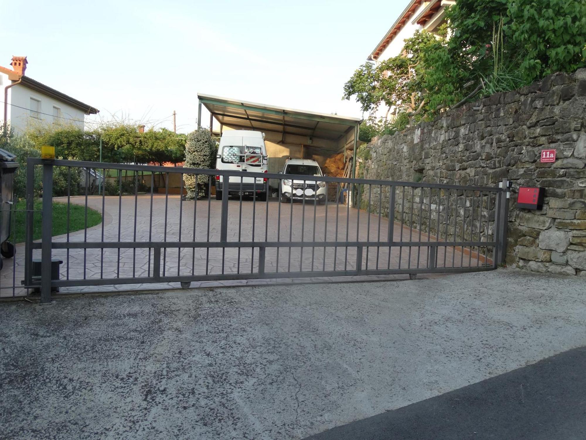 Apartma Vista Cezarji Exterior photo